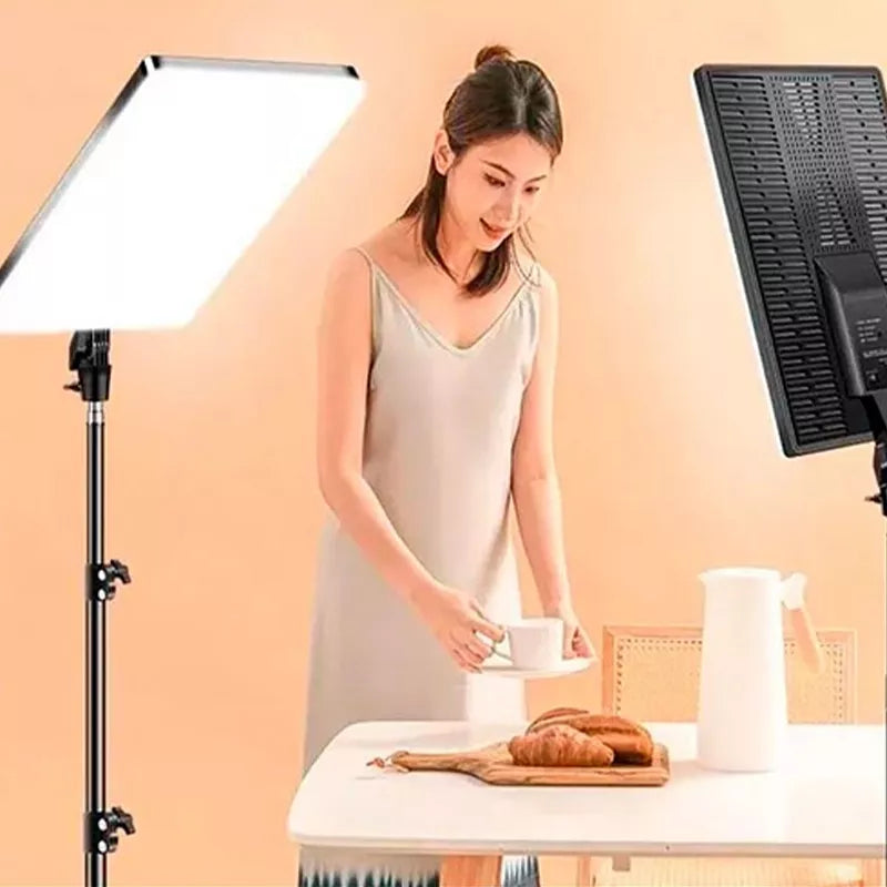 Panel De Iluminación Luz Led Para Fotografía + Tripode